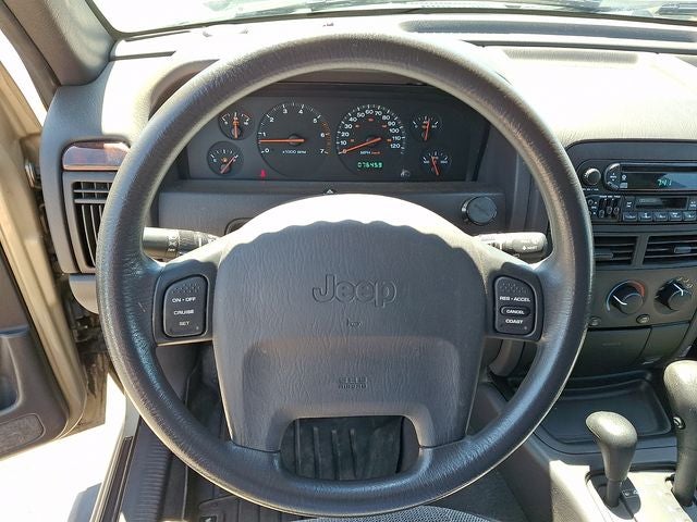 2000 Jeep Grand Cherokee Laredo