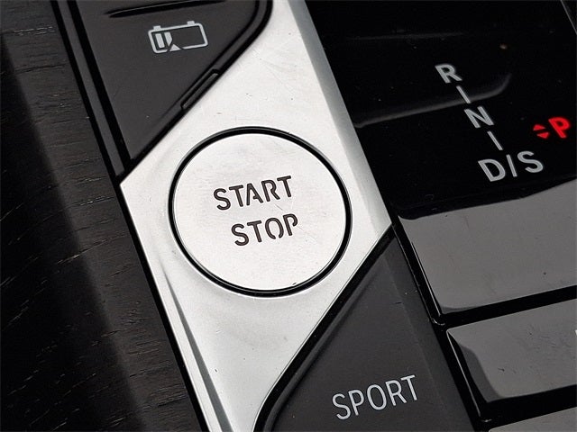 2024 BMW 3 Series 330e xDrive