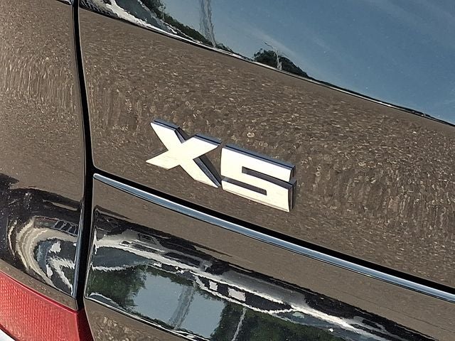 2025 BMW X5 M60i