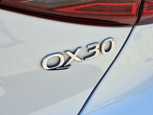 2018 INFINITI QX30 Premium