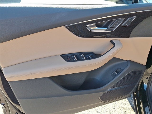 2024 Audi Q7 45 Premium Plus quattro