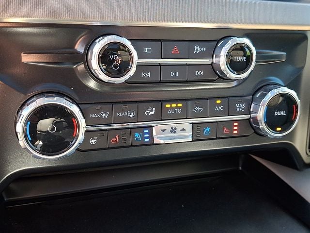 2026 Ford Super Duty F-350 SRW Pickup Platinum