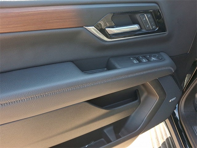 2025 GMC Yukon XL Denali Denali