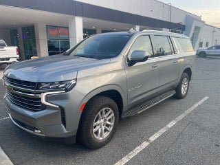 2023 Chevrolet Suburban LT