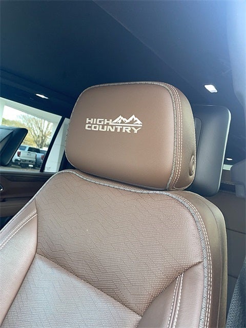 2021 Chevrolet Suburban High Country