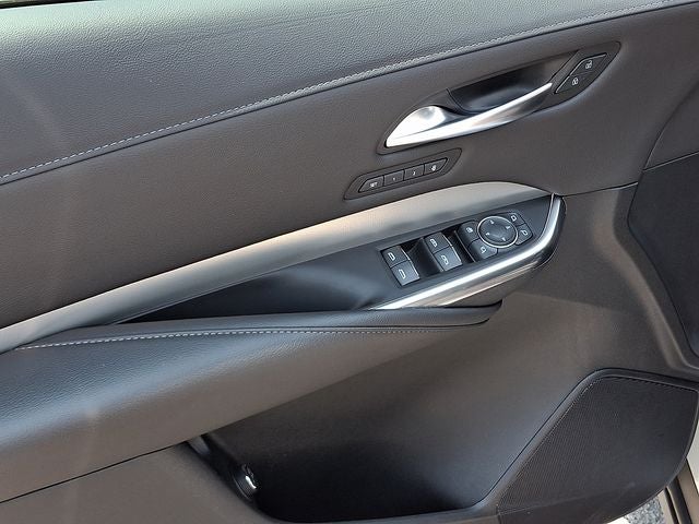 2023 Cadillac XT4 FWD Premium Luxury
