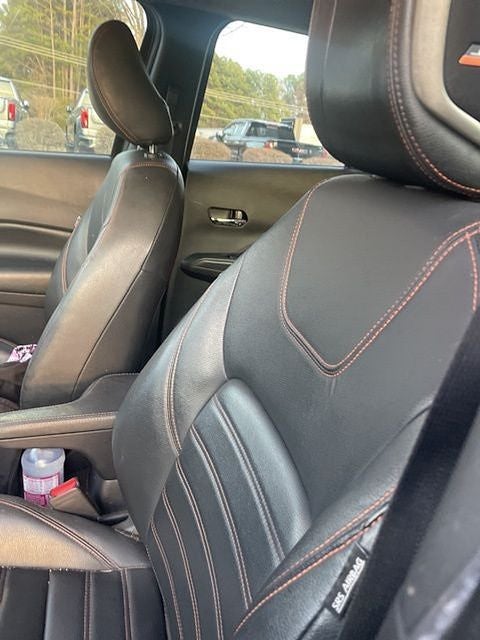 2020 Nissan Kicks SR