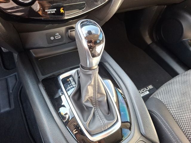 2021 Nissan Rogue Sport SV