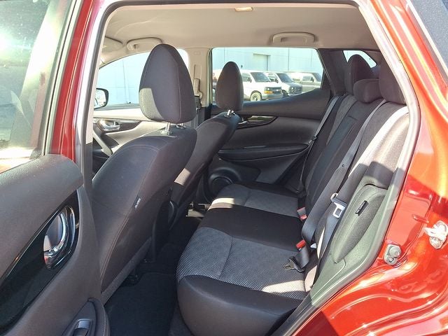 2021 Nissan Rogue Sport SV