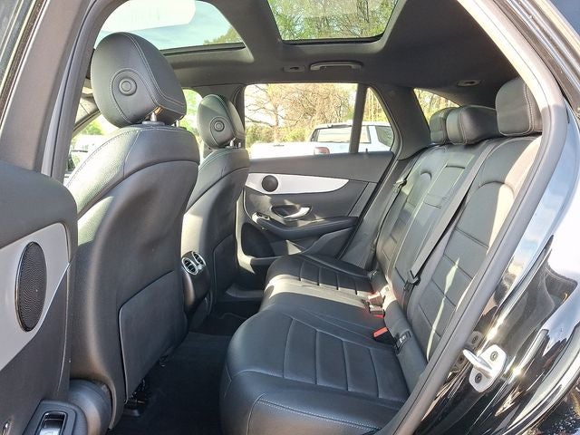 2022 Mercedes-Benz GLC 300 GLC 300