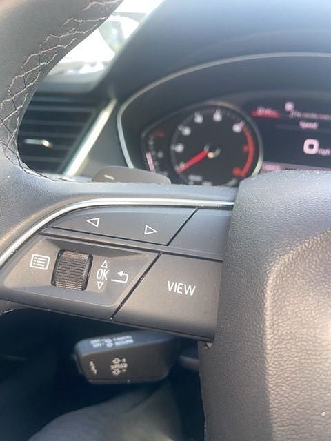 2022 Audi Q5 S line Premium