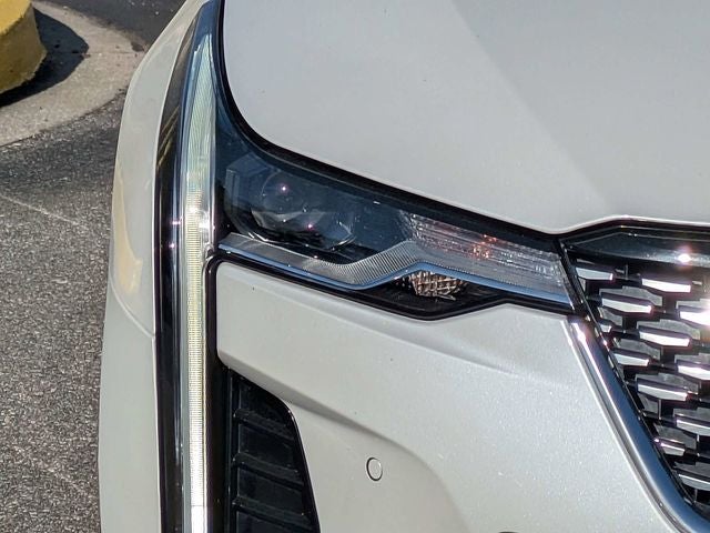 2023 Cadillac CT4 Premium Luxury