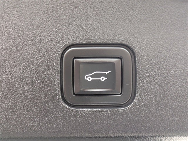 2023 Cadillac LYRIQ Luxury