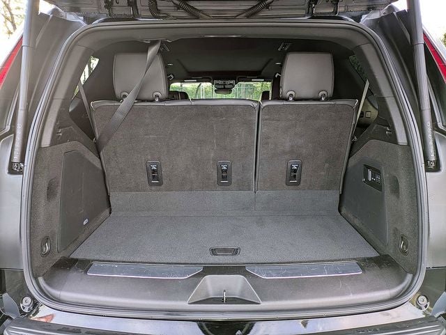 2024 Cadillac Escalade Sport