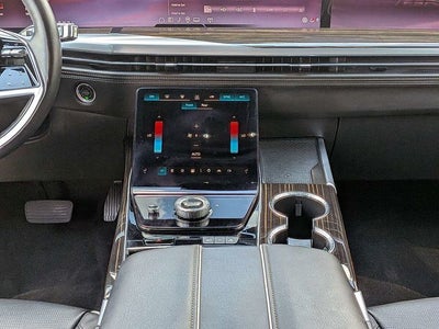 2025 Cadillac Escalade Premium Luxury