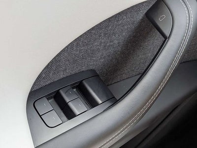 2023 Tesla Model X Standard Range