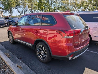 2017 Mitsubishi Outlander ES