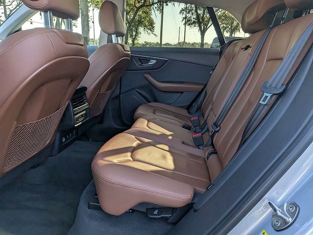 2022 Audi Q8 55 Premium quattro