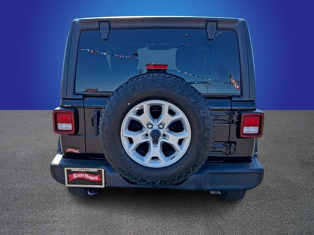 2021 Jeep Wrangler Islander