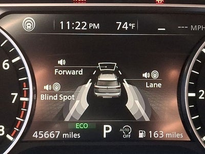 2022 Nissan Pathfinder SV