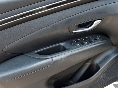 2022 Hyundai Tucson SE