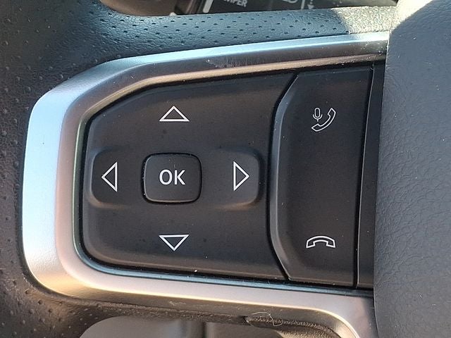 2025 RAM 1500 Tradesman Quad Cab 4x4 6'4' Box