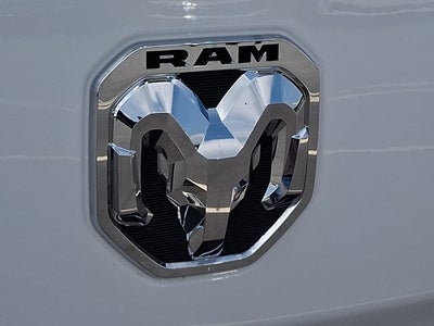 2023 RAM 1500 Laramie Crew Cab 4x4 5'7' Box