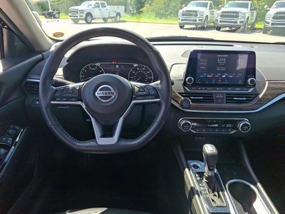 2021 Nissan Altima SL FWD