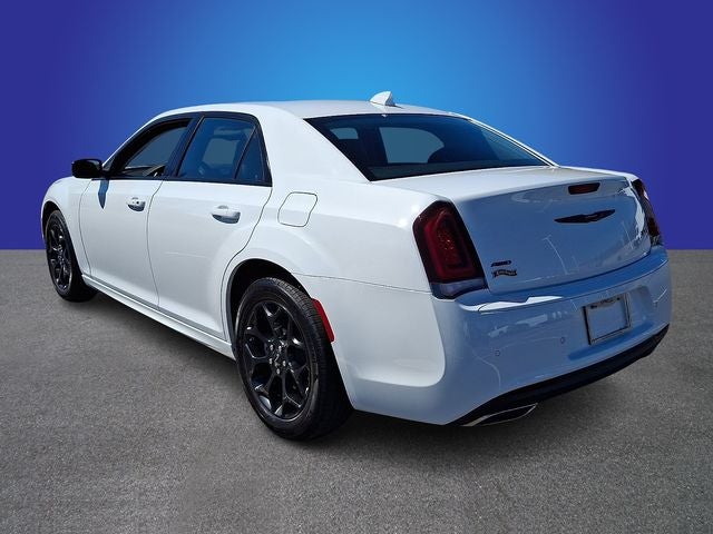 2023 Chrysler 300 Touring L AWD