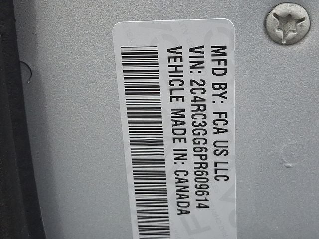 2023 Chrysler Pacifica Limited AWD