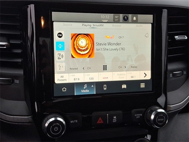 2025 RAM 5500HD Tradesman/Big Horn