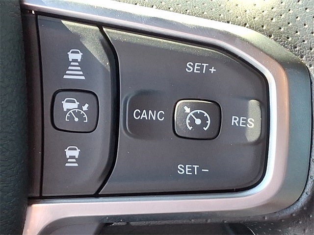 2025 RAM 3500 Tradesman/Big Horn