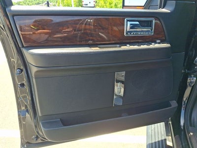 2013 Lincoln Navigator Base