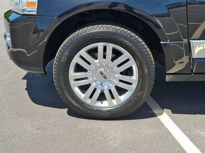 2013 Lincoln Navigator Base